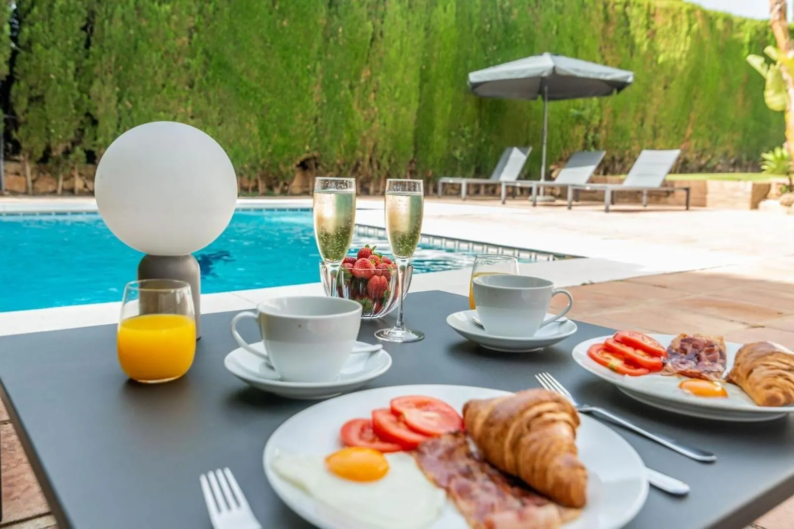 4 Bedroom Villa In Top Location - Heated Pool Marbella
