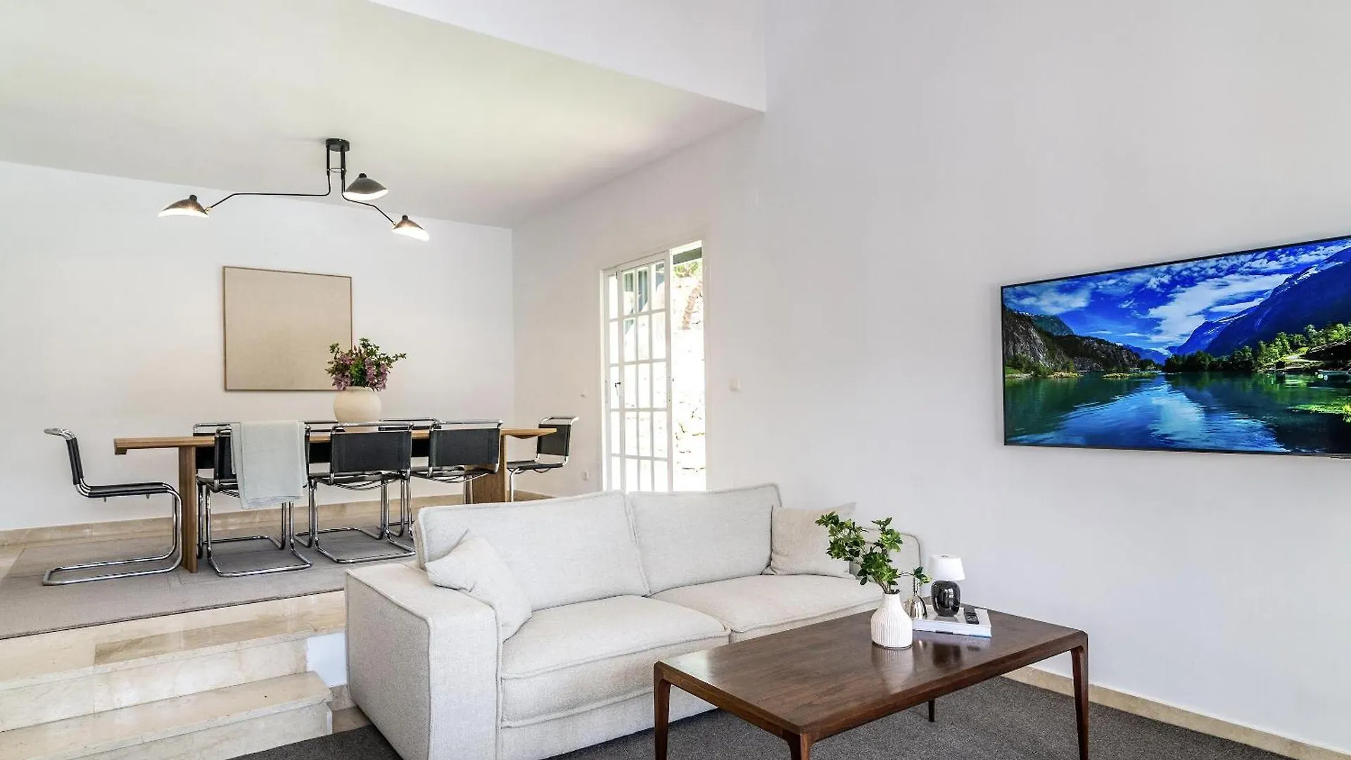 4 bedroom Villa in Top Located Community Marbella